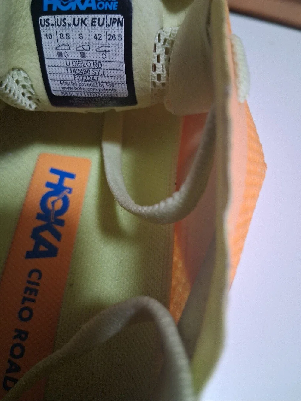 Hoka Cielo Road Running Shoe Orange Women's Size 10, Men's 8.5